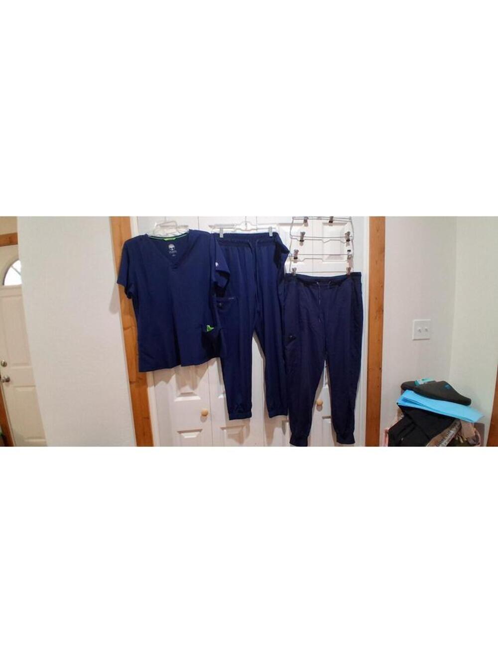 Lot of 3 Navy Blue Scrubs Size Large Top and Bottoms Medical Nursing Uniform